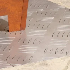 Havedekorationer^Aluminium Checker Plader 4 stk - Skridsikre Trapplik | Farve: Sølv | Størrelse: 40x40 cm