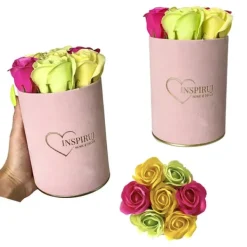Blomster^Blomsterkasse Inspiruj - Lyserød kasse med sæberoser - nr. 17 Mix fuchsia grøn gul