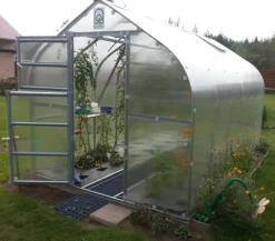 Clearance Drivhus STANDARD 20 - 2,5x8m med 6 mm polycarbonatbelægning Drivhus