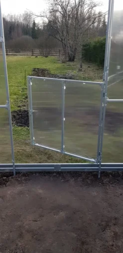 Clearance Drivhuse KLASIKA TUBE 3x6m (18m2) med fundament og 6mm polycarbonatbelægning Drivhus