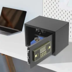 Pengeskabe^Elektronisk pengeskab - 22 L sikkerhedsboks - Alarm - Dobbeltlås - Vægmontering/fritstående - LED-display - Aftagelig hylde - Sort