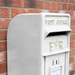 Postkasser & Brevindkast^Engelsk postkasse - hvid | Royal Mail Låst postkasse Bryllupsdekoration Dåpsdekorationer Havedekorationer Begivenheder Britisk