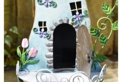 Til Fugle & Småvildt^Fairy Treehouse i metal og håndmalet
