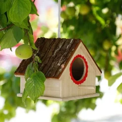 Til Fugle & Småvildt^Fuglehus Holdbart Hængende Fyrretræs Fuglerede til Fugle Foderstation Hvilestop (Rød)