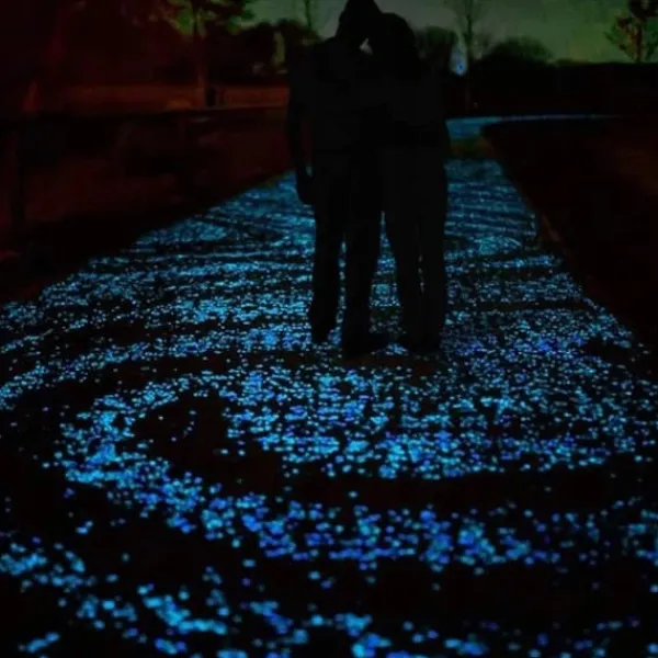 New GLORIOUS STONES Fluorescerende sten BLÅ LYSER I MØRKET 50 stk. Havesten & Trædesten