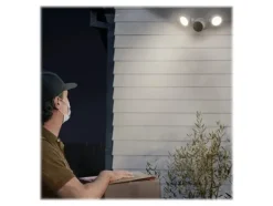 Clearance Nest Cam with floodlight (wired) Sikkerhedsmonitorer & Videokameraer