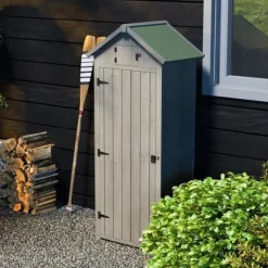 Clearance Havekabinet i træ med vindue & hylder, 77×54,2×179 cm, grå/grøn Skure, Garager & Carports