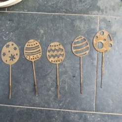 Havedekorationer^Havestik i ornamenter-5 påskeæg