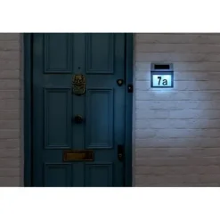 Adresseskilte & Husnumre^Husnummer med Solar Led Belysning
