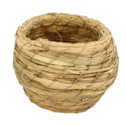 Til Fugle & Småvildt^Hyggeligt håndflettet fuglehus til parakitter, undulater, papegøjer, finker og spurve