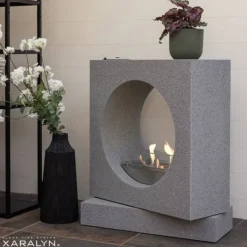 Hot Milano bioethanol tunnel pejs - Beton udseende - Fritstående - Dekorativ pejs - 2 KW varme Pejse