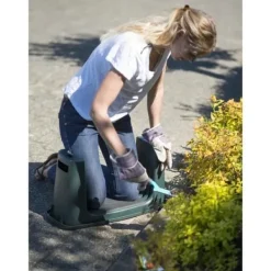Støtte Med Hjul, Sæder & Knæbeskyttelse Til Havepleje^NATUR HDPE knäpall - 2 positioner: sittande och knäande - H 34 x 65,5 x 25 cm - Grön