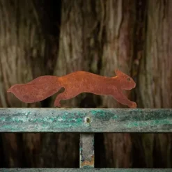 Havedekorationer^OBOSOE Metal Egern 30 cm – Rusty Iron Art til havedekoration og terrasseindretning