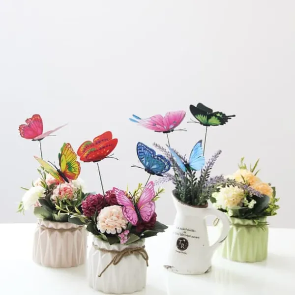 New OBOSOE 52-pak havedekoration – 3D PVC sommerfugle på pinde og guldsmede med clips, til udendørs blomster- og altandekoration Havedekorationer
