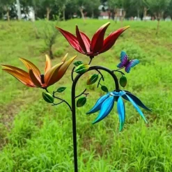 Vinddekoration^OBOSOE vinddrevet blomstervindmølle – farverig havedekoration, haveornament, udendørs skulptur
