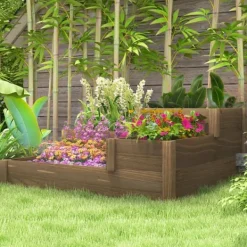 Plantningsbænke^Outsunny H&aeligbed med 3 niveauer i fyrretr&aelig som er brun og har et ruminddelt design til urter og gr&aeligntsager, 122 x 122 x 51 cm