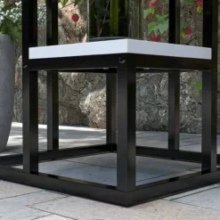 Online Rootz blomsterhylde - 4 etagers plantehylde - blomsterstativ - indendørs og udendørs - metalramme - grantræ - sort + hvid - 34L x 34W x 70H cm Plantestativer