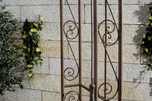 Best Sina Antique Brown Metal Rose Arch with Lockable Gate - 235cm Height Buer, Spalier, Lysthuse Uden Tag