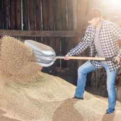 Snerydning^Sneeskovl, Holdbart plastik, 50 tommer længde, 14 tommer bredde, Runde kanter, Komfortabel D-formet håndtag