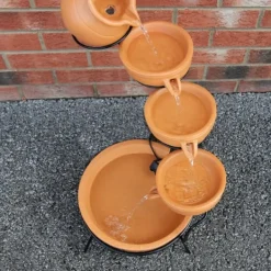 Springvand & Damme^Springvandskåle med Solcelle - Terracotta | Have Dekoration