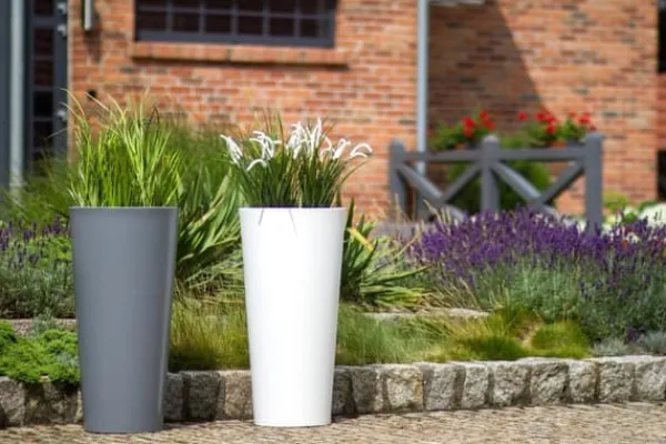 Clearance Urtepotte med LED-belysning 80 cm høj – hvid Krukker & Plantebeholdere