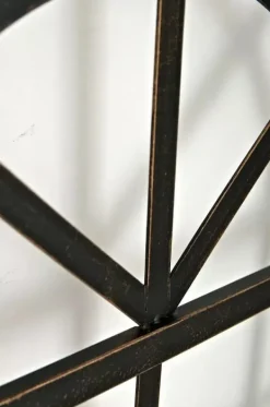 Clearance Viva Handcrafted Metal Trellis - Antique Bronze Finish, 180cm Height Krukker & Plantebeholdere