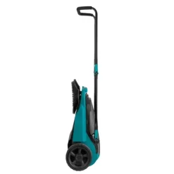Vonroc Havemaskiner^Fejemaskine - manuel | 65 cm fejebredde | Til Store og Hårde Overflader Inde og Ude | 18 liters beholder | 2600m²/t