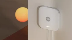 Sale Yale Smart Alarm Starter Kit 7 varer - Kontrolpanel, Tastatur, Fjernbetjening, 2x Bevægelsessensor, 2x Vindue/Dørsensor Hjemmealarmsystemer